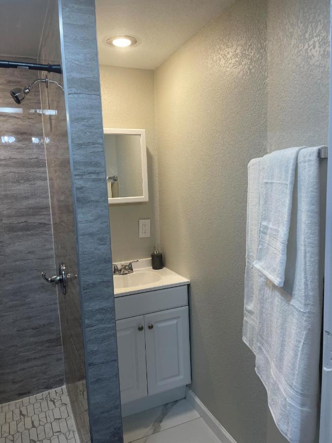 Adorable Suite In Tampa. ภายนอก รูปภาพ