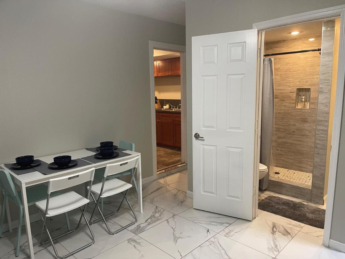 Adorable Suite In Tampa. ภายนอก รูปภาพ