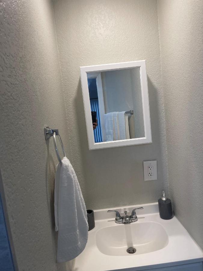 Adorable Suite In Tampa. ภายนอก รูปภาพ
